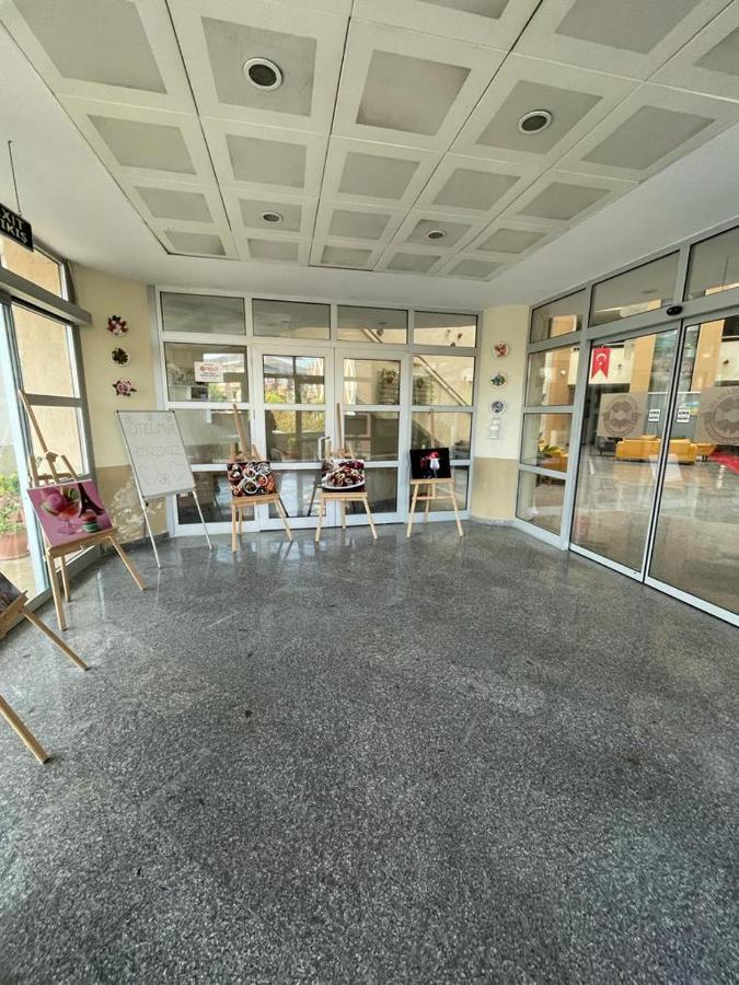 Selahaddin Eyyubi Uygulama Oteli - Istanbul — Fotos 3